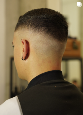 Detalle de fade trasero barbería Genil Granada
